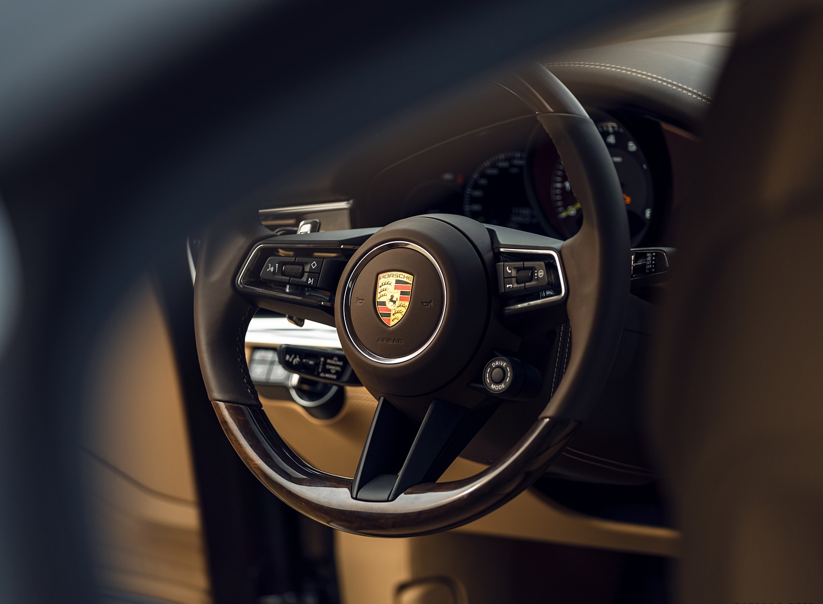 2021 Porsche Panamera 4S E-Hybrid (Color: Truffle Brown Metallic) Interior Cockpit Wallpapers #27 of 108