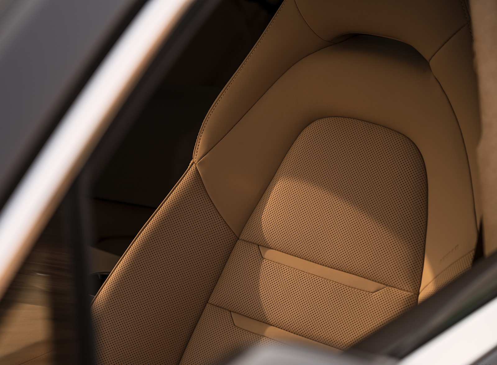 2021 Porsche Panamera 4S E-Hybrid (Color: Truffle Brown Metallic) Interior Front Seats Wallpapers #34 of 108