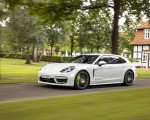2021 Porsche Panamera 4S E-Hybrid Sport Turismo (Color: Carrara White Metallic) Front Three-Quarter Wallpapers 150x120 (3)