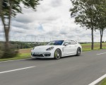2021 Porsche Panamera 4S E-Hybrid Sport Turismo (Color: Carrara White Metallic) Front Three-Quarter Wallpapers 150x120 (4)