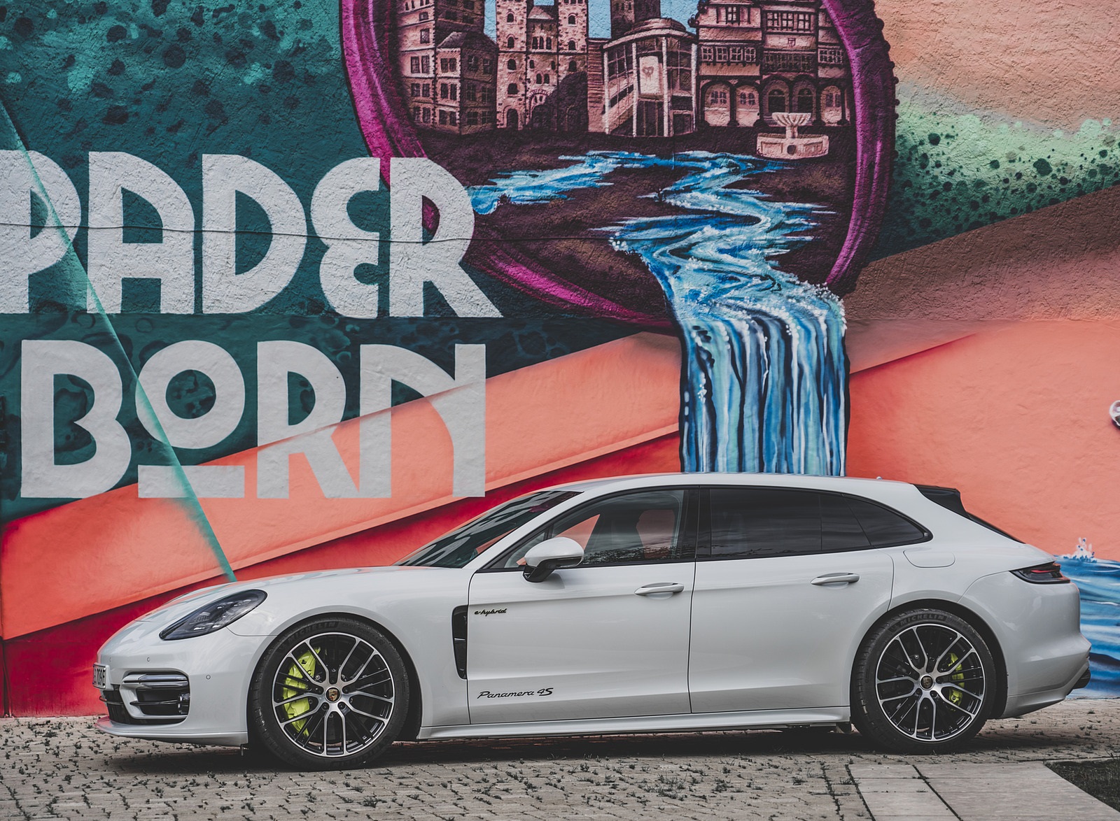 2021 Porsche Panamera 4S E-Hybrid Sport Turismo (Color: Carrara White Metallic) Side Wallpapers #29 of 49