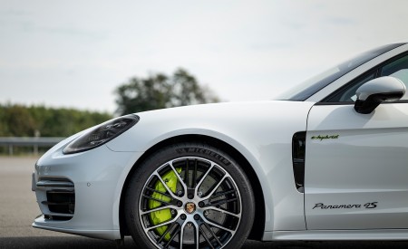 2021 Porsche Panamera 4S E-Hybrid Sport Turismo (Color: Carrara White Metallic) Wheel Wallpapers 450x275 (34)