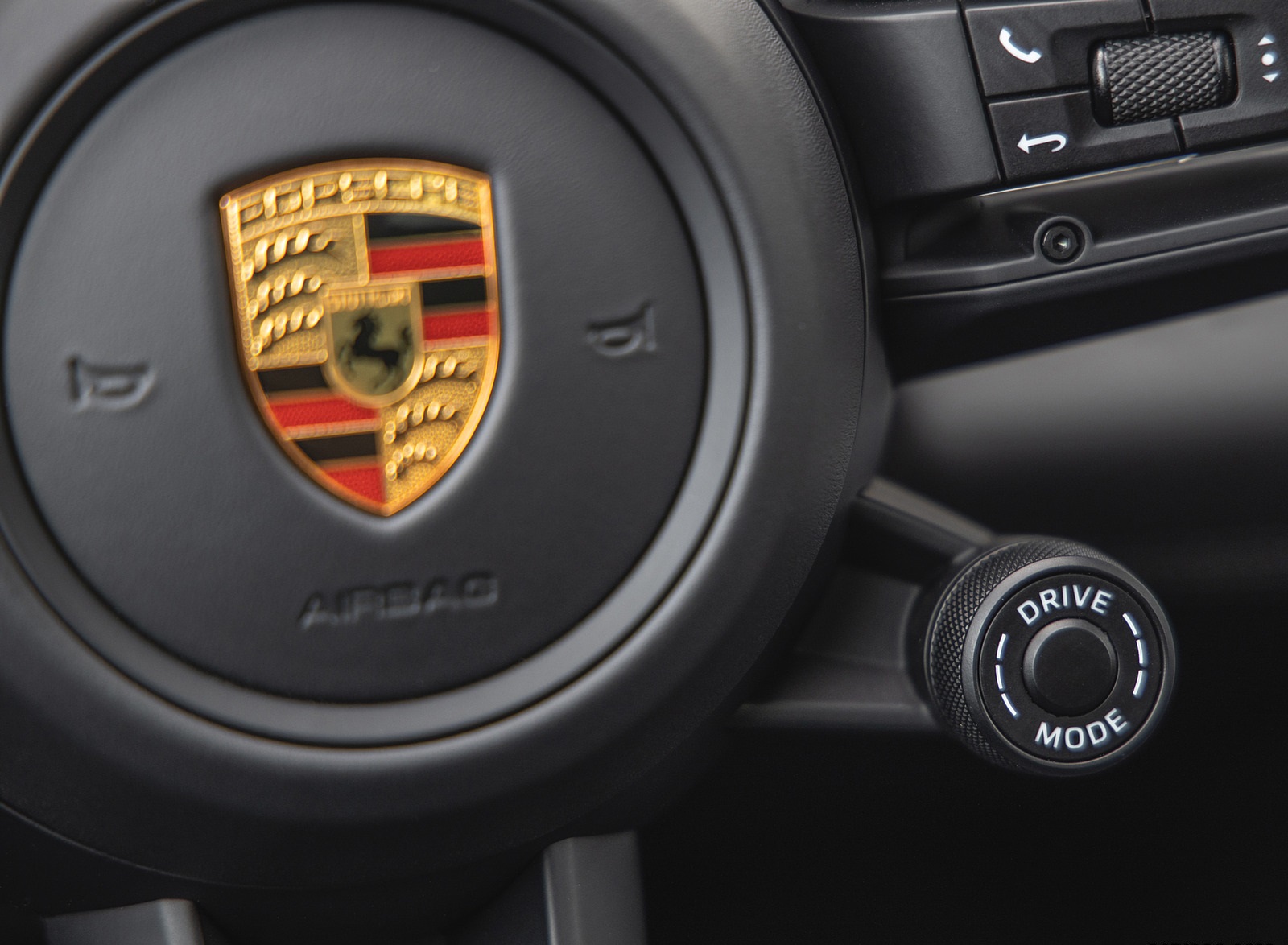 2021 Porsche Panamera 4S E-Hybrid (US-Spec) Interior Steering Wheel Wallpapers #73 of 108