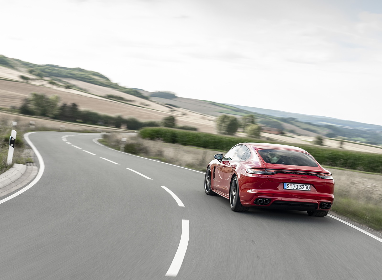 2021 Porsche Panamera GTS (Color: Carmine Red) Rear Wallpapers #9 of 117