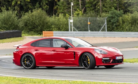 2021 Porsche Panamera GTS (Color: Carmine Red) Side Wallpapers 450x275 (10)
