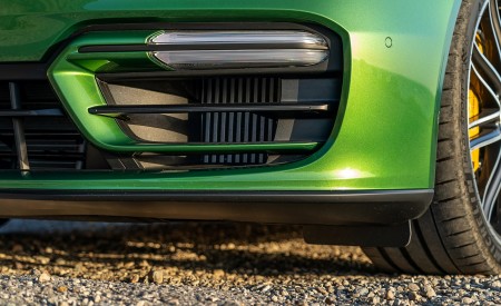 2021 Porsche Panamera GTS (Color: Mamba Green) Detail Wallpapers  450x275 (95)