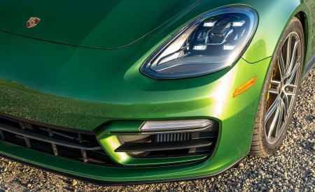 2021 Porsche Panamera GTS (Color: Mamba Green) Headlight Wallpapers 450x275 (97)