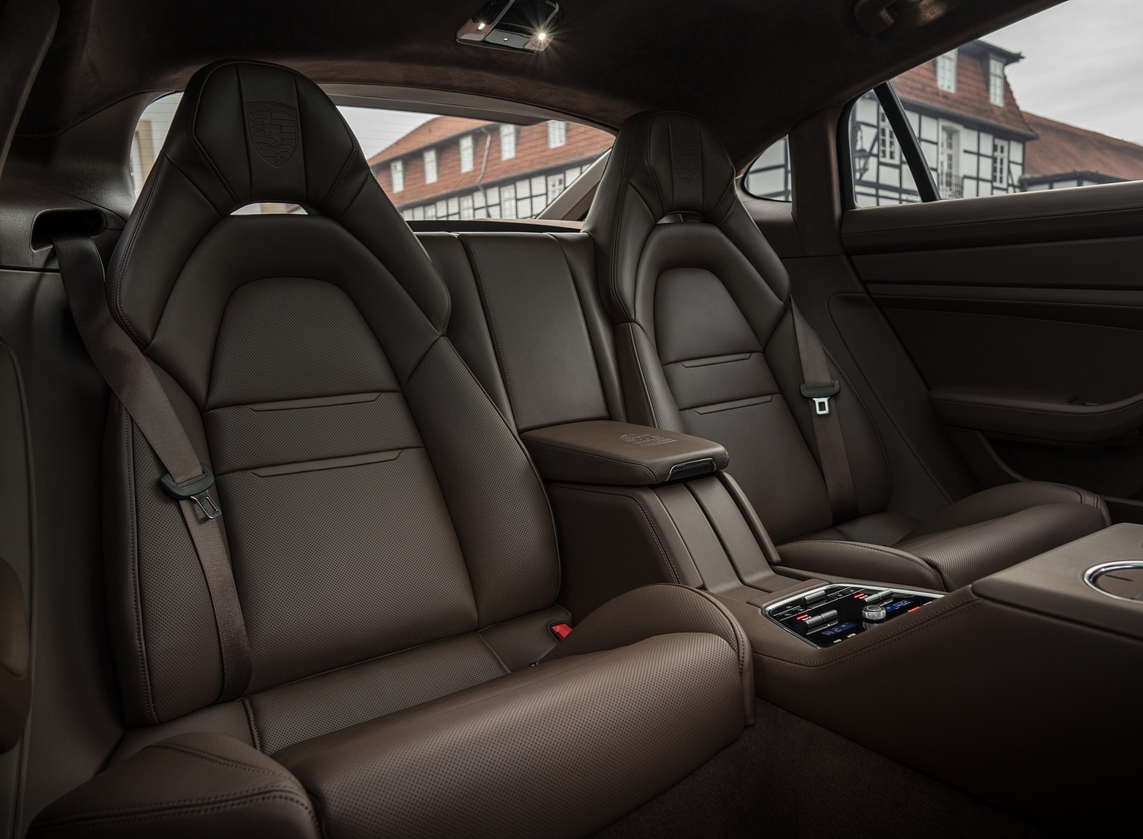 2021 Porsche Panamera Turbo S Executive (Color: Night Blue Metallic) Interior Rear Seats Wallpapers #40 of 51