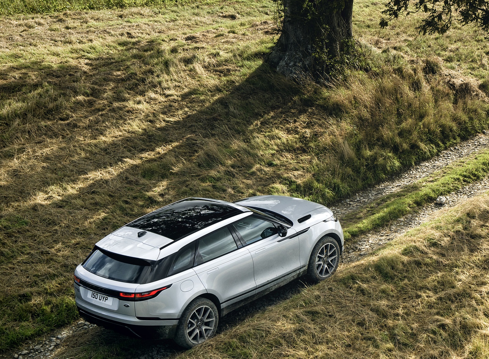 2021 Range Rover Velar P400e Plug-In Hybrid Off-Road Wallpapers #5 of 55