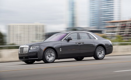 2021 Rolls-Royce Ghost Front Three-Quarter Wallpapers 450x275 (4)