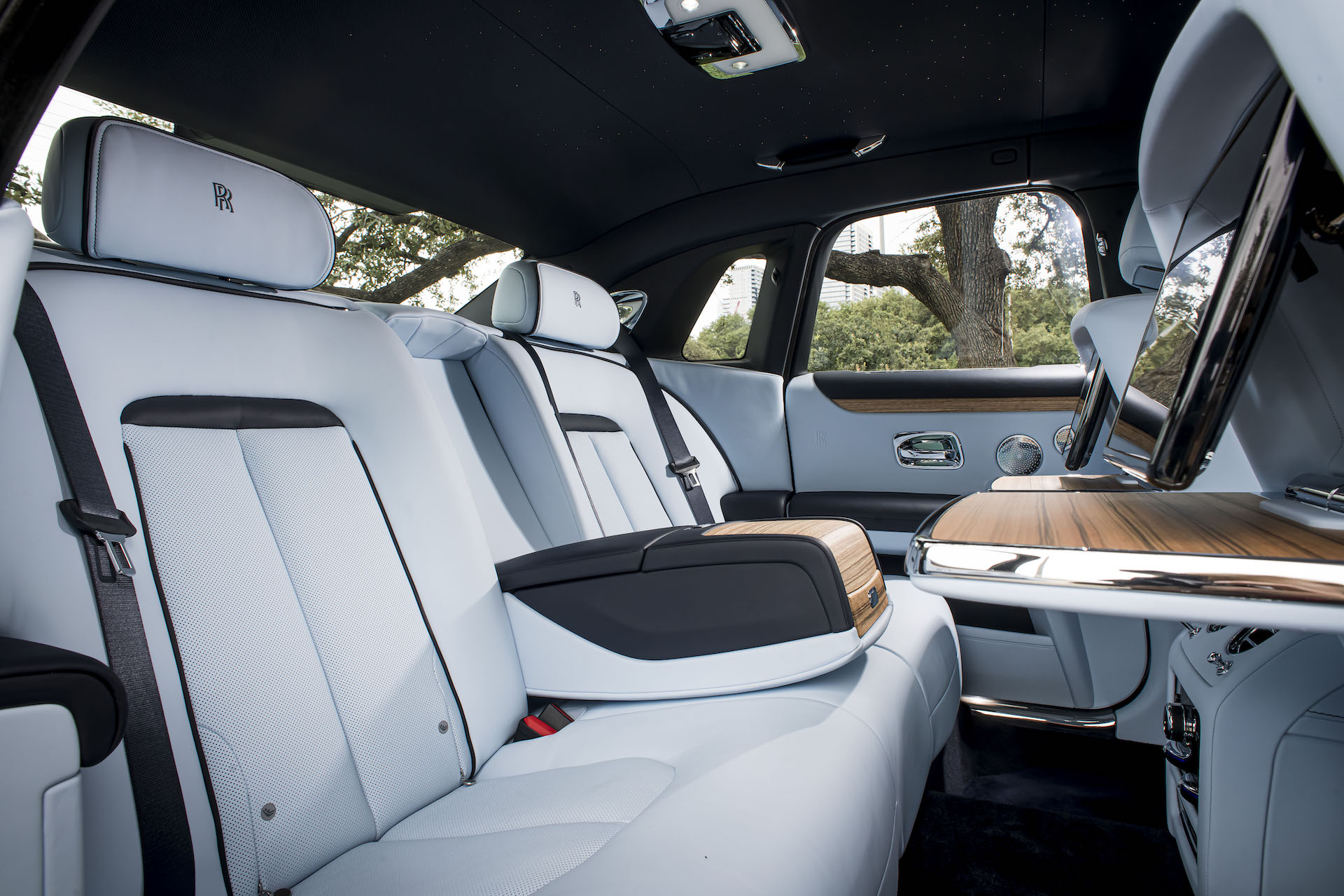 2021 Rolls-Royce Ghost Interior Rear Seats Wallpapers #26 of 91