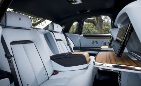 2021 Rolls-Royce Ghost Interior Rear Seats Wallpapers 450x275 (27)