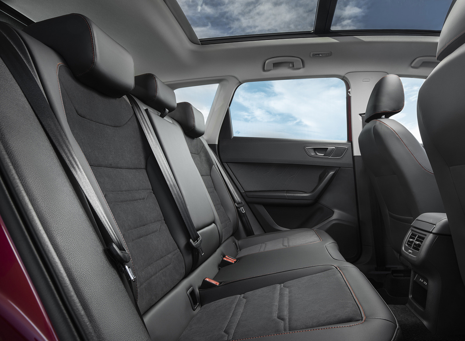 2021 SEAT Ateca Interior Rear Seats Wallpapers #27 of 67