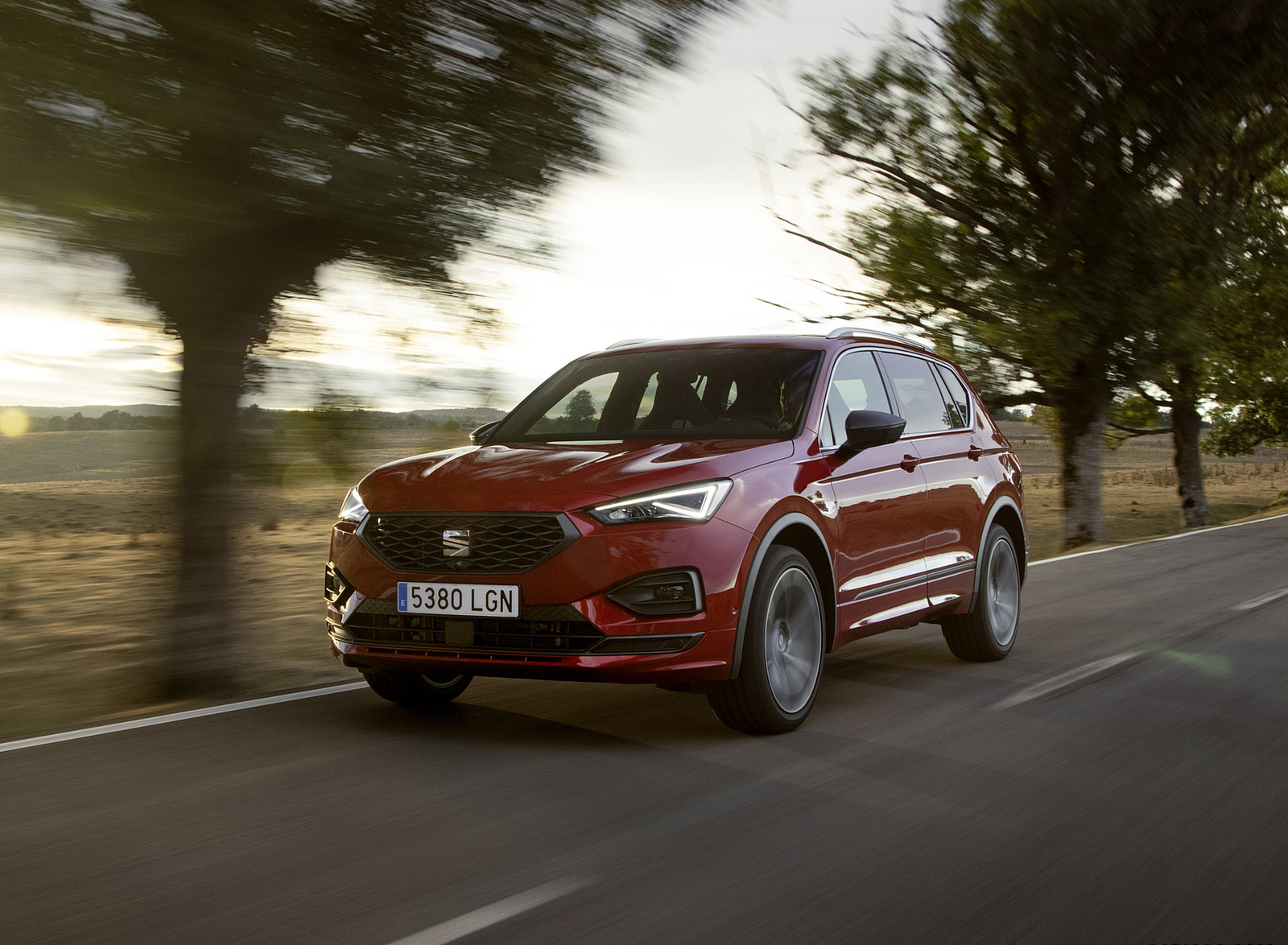 2021 SEAT Tarraco FR Front Three-Quarter Wallpapers (4)