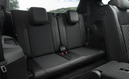 2021 SEAT Tarraco FR Interior Third Row Seats Wallpapers 450x275 (48)