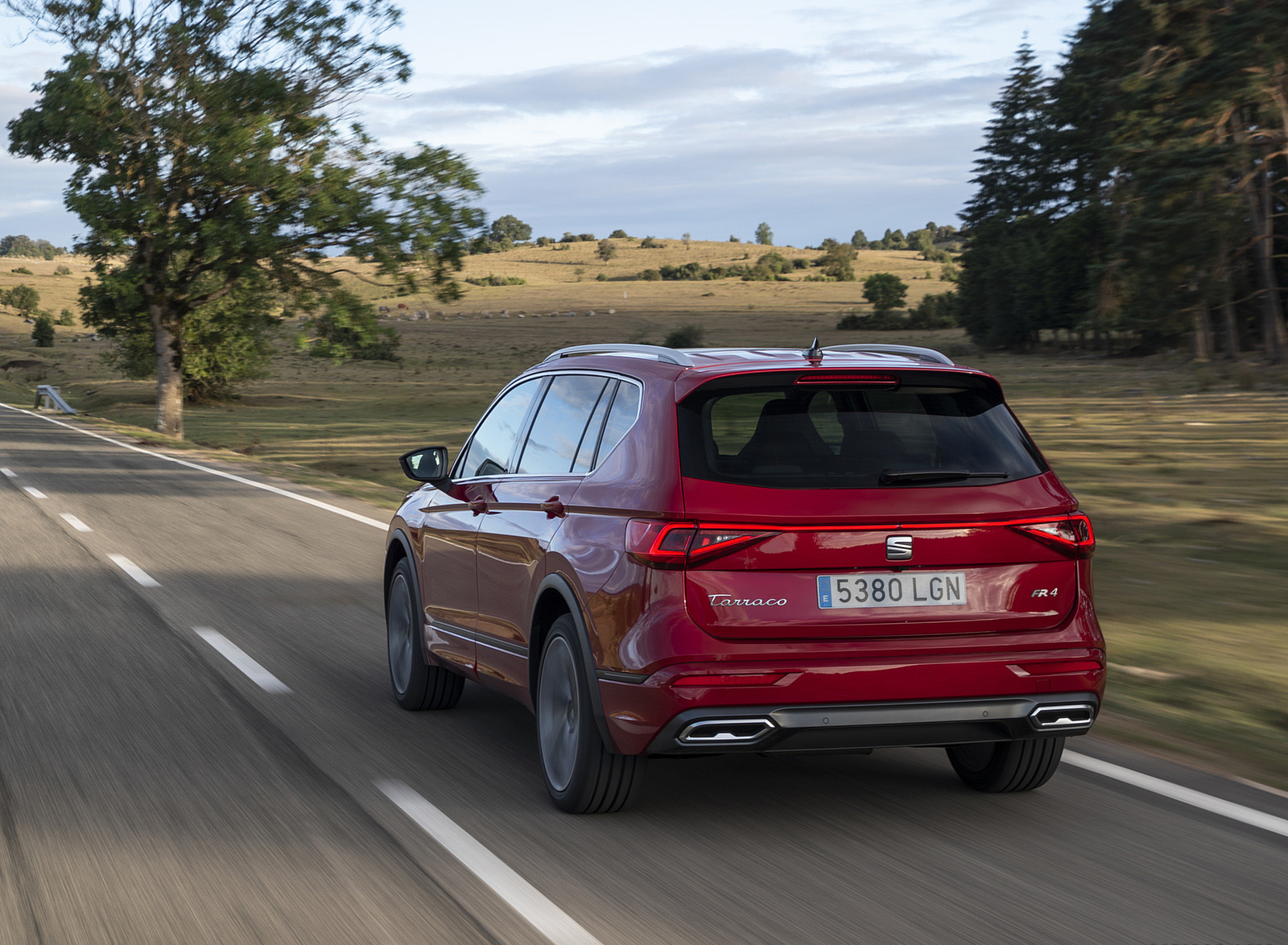 2021 SEAT Tarraco FR Rear Three-Quarter Wallpapers #2 of 75