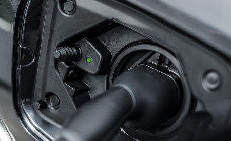 2021 Toyota RAV4 Plug-In Hybrid (Euro-Spec) Charging Wallpapers  450x275 (92)