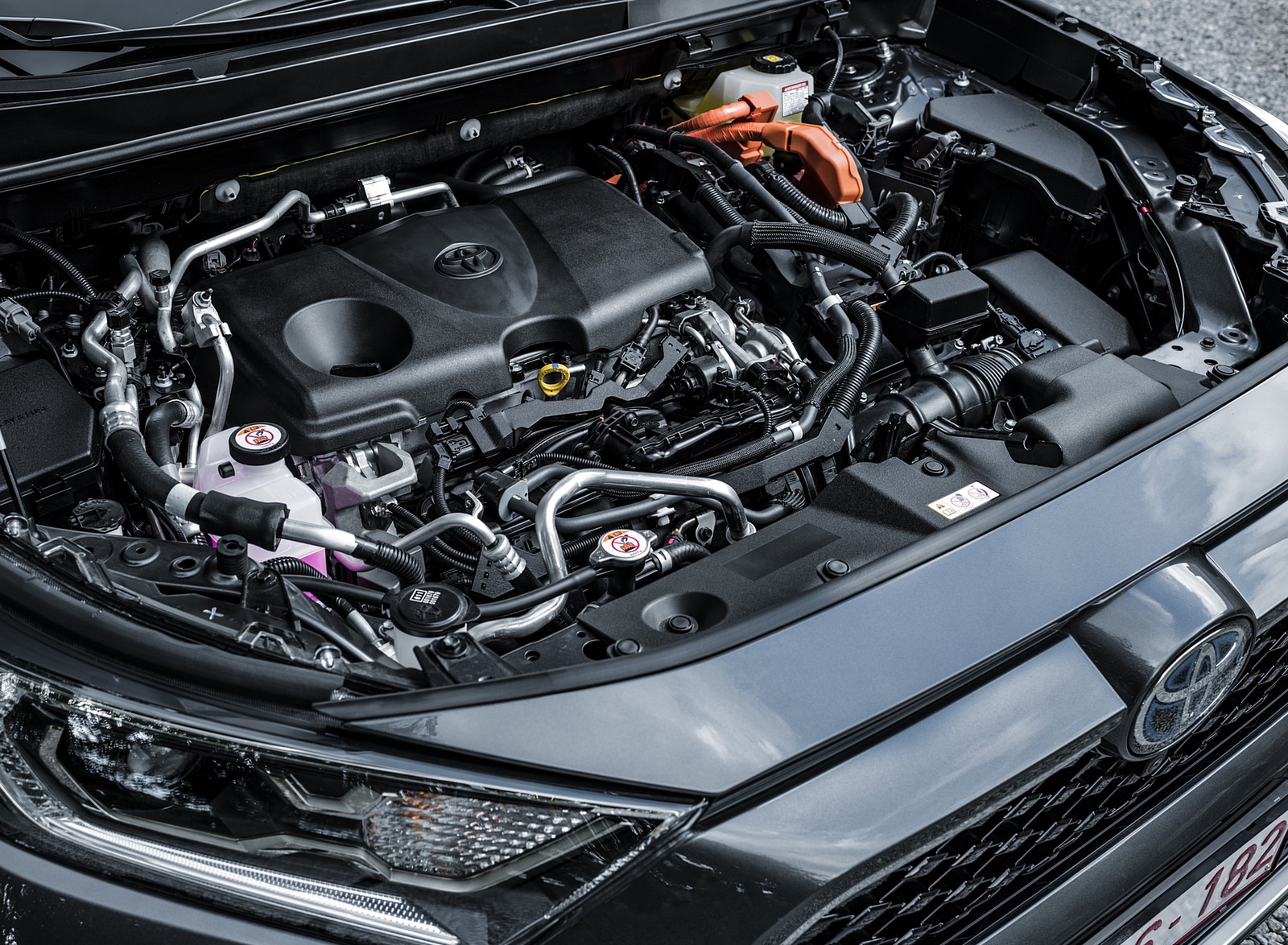 2021 Toyota RAV4 Plug-In Hybrid (Euro-Spec) Engine Wallpapers #96 of 133
