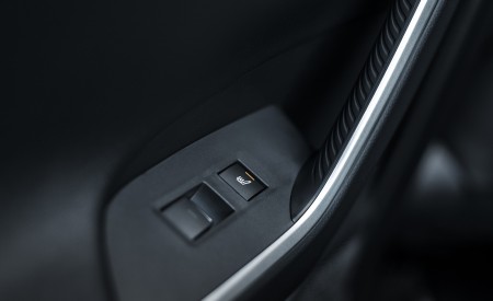 2021 Toyota RAV4 Plug-In Hybrid (Euro-Spec) Interior Detail Wallpapers 450x275 (120)