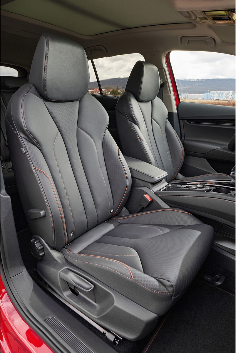 2021 Škoda ENYAQ iV Interior Front Seats Wallpapers #82 of 184