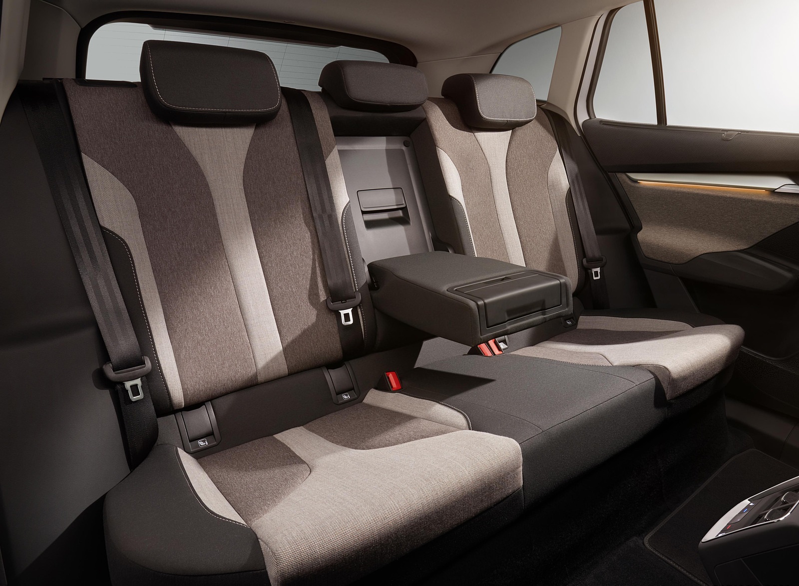2021 Škoda ENYAQ iV Interior Rear Seats Wallpapers  #118 of 184