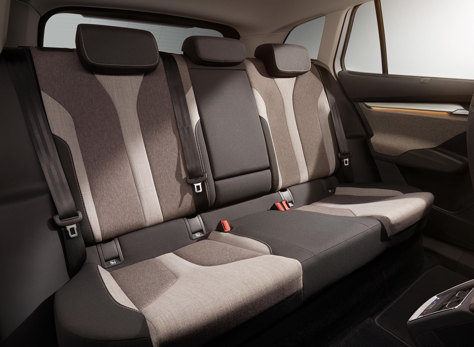 2021 Škoda ENYAQ iV Interior Rear Seats Wallpapers  #119 of 184