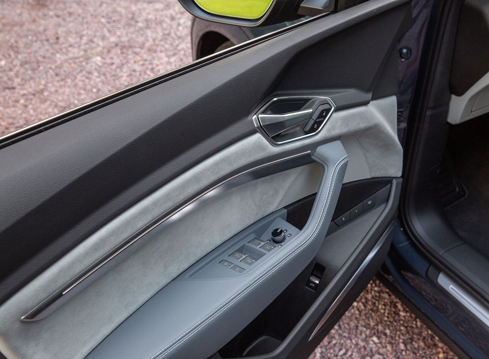 2020 Audi e-tron Sportback S-Line (US-Spec) Interior Detail Wallpapers #53 of 64