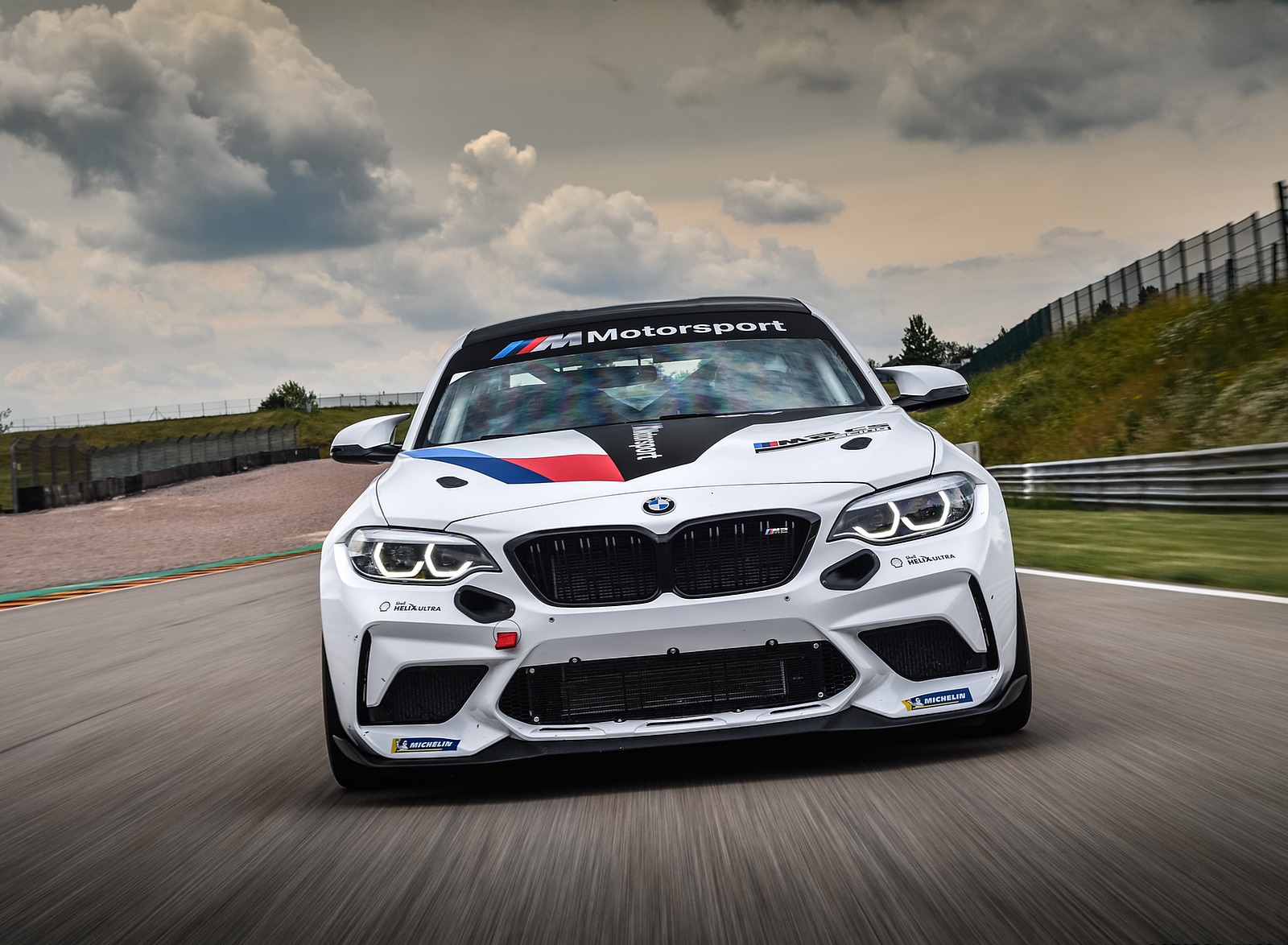 2020 BMW M2 CS Racing Front Wallpapers #17 of 53