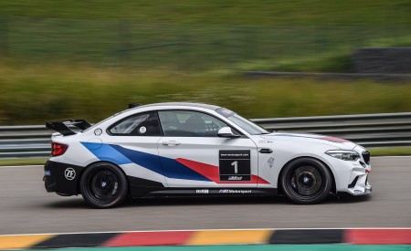 2020 BMW M2 CS Racing Side Wallpapers  450x275 (24)