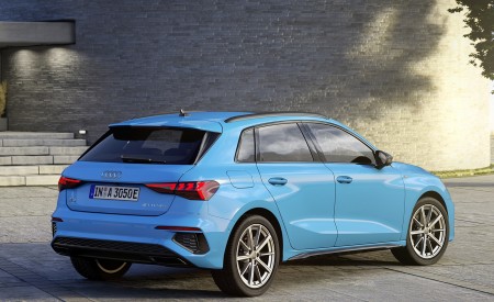 2021 Audi A3 Sportback TFSI e Plug-In Hybrid (Color: Turbo Blue) Rear Three-Quarter Wallpapers 450x275 (137)