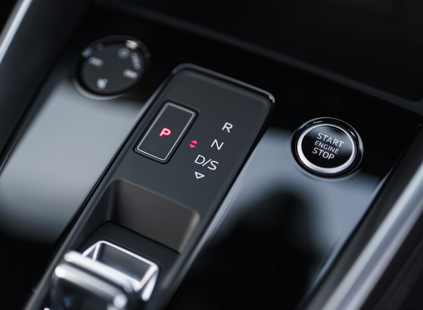2021 Audi A3 Sportback TFSI e Plug-In Hybrid (UK-Spec) Central Console Wallpapers #104 of 141