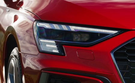 2021 Audi A3 Sportback TFSI e Plug-In Hybrid (UK-Spec) Headlight Wallpapers  450x275 (48)