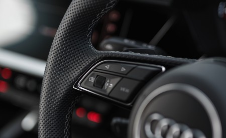 2021 Audi A3 Sportback TFSI e Plug-In Hybrid (UK-Spec) Interior Steering Wheel Wallpapers 450x275 (92)