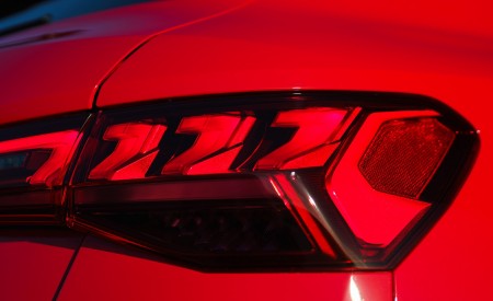 2021 Audi A3 Sportback TFSI e Plug-In Hybrid (UK-Spec) Tail Light Wallpapers 450x275 (68)