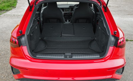 2021 Audi A3 Sportback TFSI e Plug-In Hybrid (UK-Spec) Trunk Wallpapers 450x275 (129)