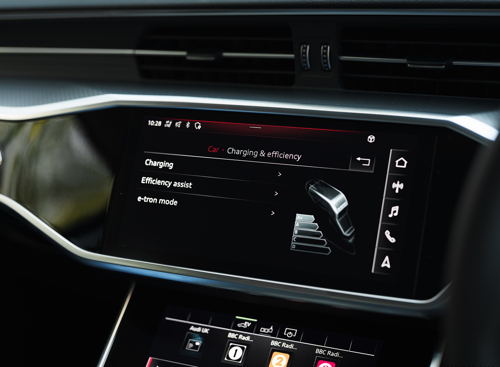 2021 Audi A6 50 TFSI e (UK-Spec) Central Console Wallpapers  #65 of 80