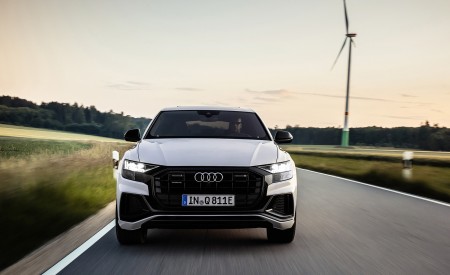 2021 Audi Q8 TFSI e Plug-In Hybrid (Color: Glacier White) Front Wallpapers  450x275 (6)