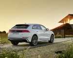 2021 Audi Q8 TFSI e Plug-In Hybrid (Color: Glacier White) Rear Three-Quarter Wallpapers 150x120 (14)