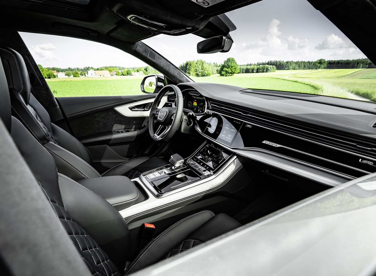 2021 Audi Q8 TFSI e Plug-In Hybrid Interior Wallpapers  #25 of 32