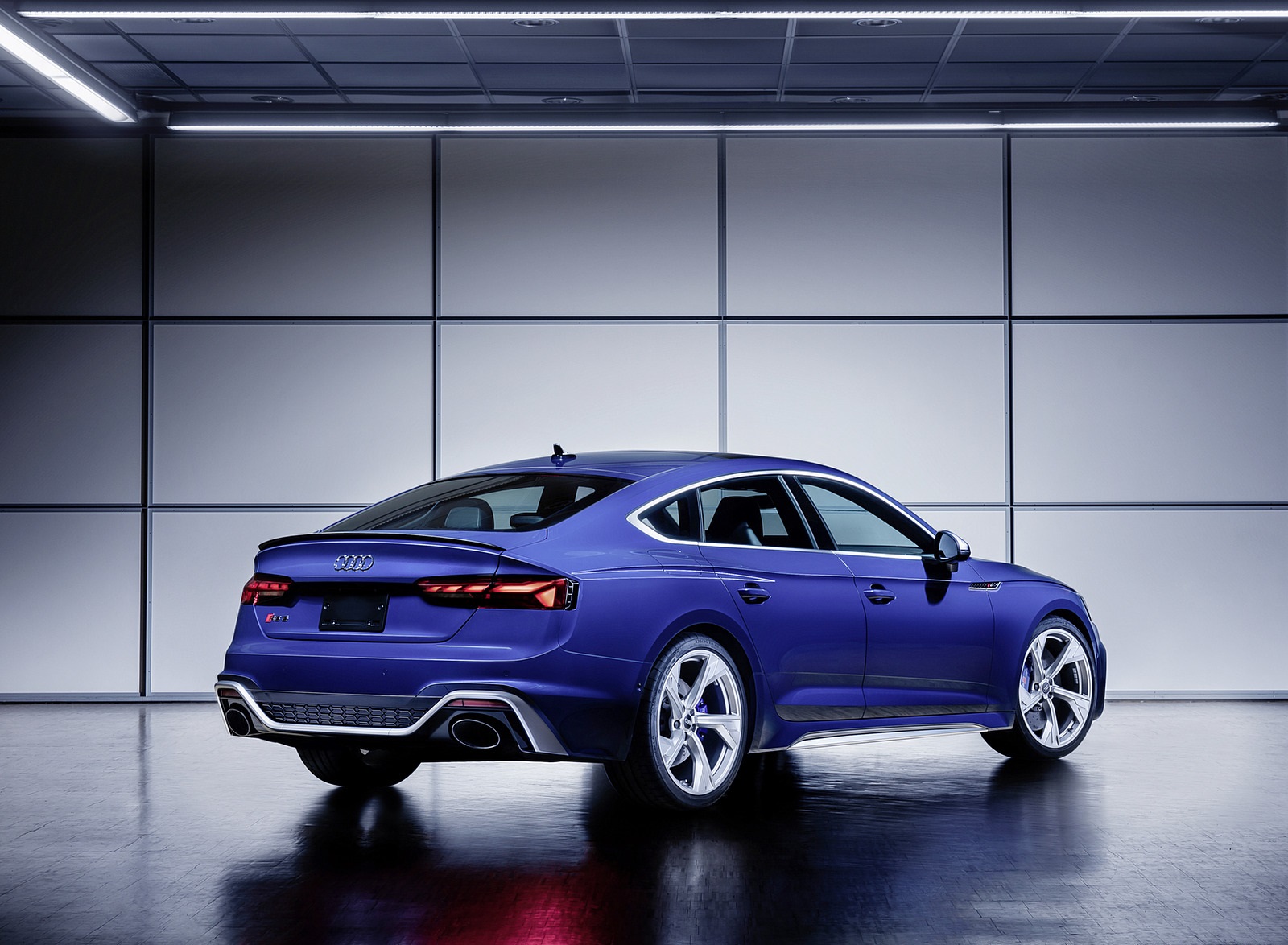 2021 Audi RS 5 Coupe Ascari Launch Edition Rear Three-Quarter Wallpapers (3)