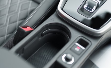 2021 Audi S3 (UK-Spec) Central Console Wallpapers 450x275 (95)