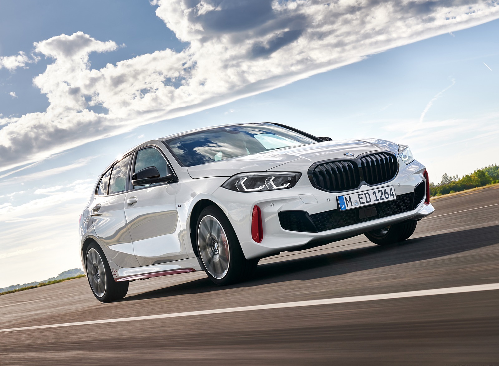 2021 BMW 128ti Front Three-Quarter Wallpapers (7)