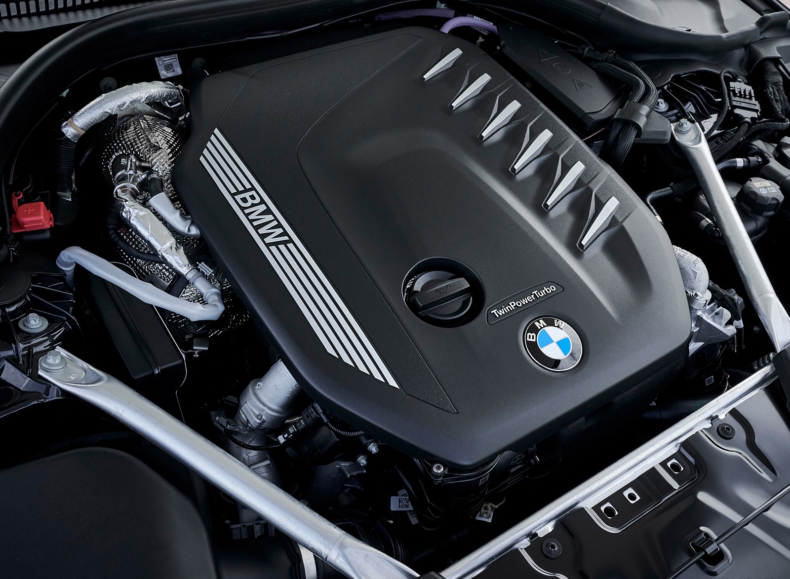 2021 BMW 5 Series Touring Engine Wallpapers #86 of 106