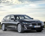 2021 BMW 5 Series Touring Front Three-Quarter Wallpapers  150x120 (64)
