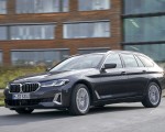 2021 BMW 5 Series Touring Front Three-Quarter Wallpapers  150x120