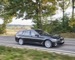 2021 BMW 5 Series Touring Front Three-Quarter Wallpapers  150x120 (44)