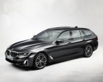 2021 BMW 5 Series Touring Front Three-Quarter Wallpapers  150x120 (15)