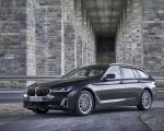 2021 BMW 5 Series Touring Front Three-Quarter Wallpapers 150x120 (61)