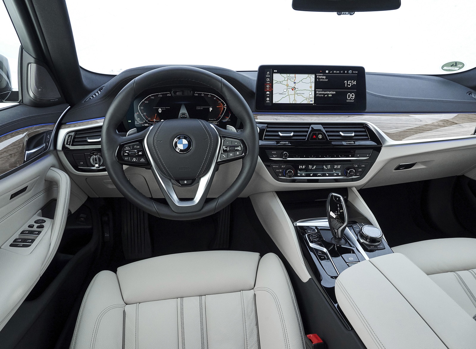 2021 BMW 5 Series Touring Interior Wallpapers  #92 of 106