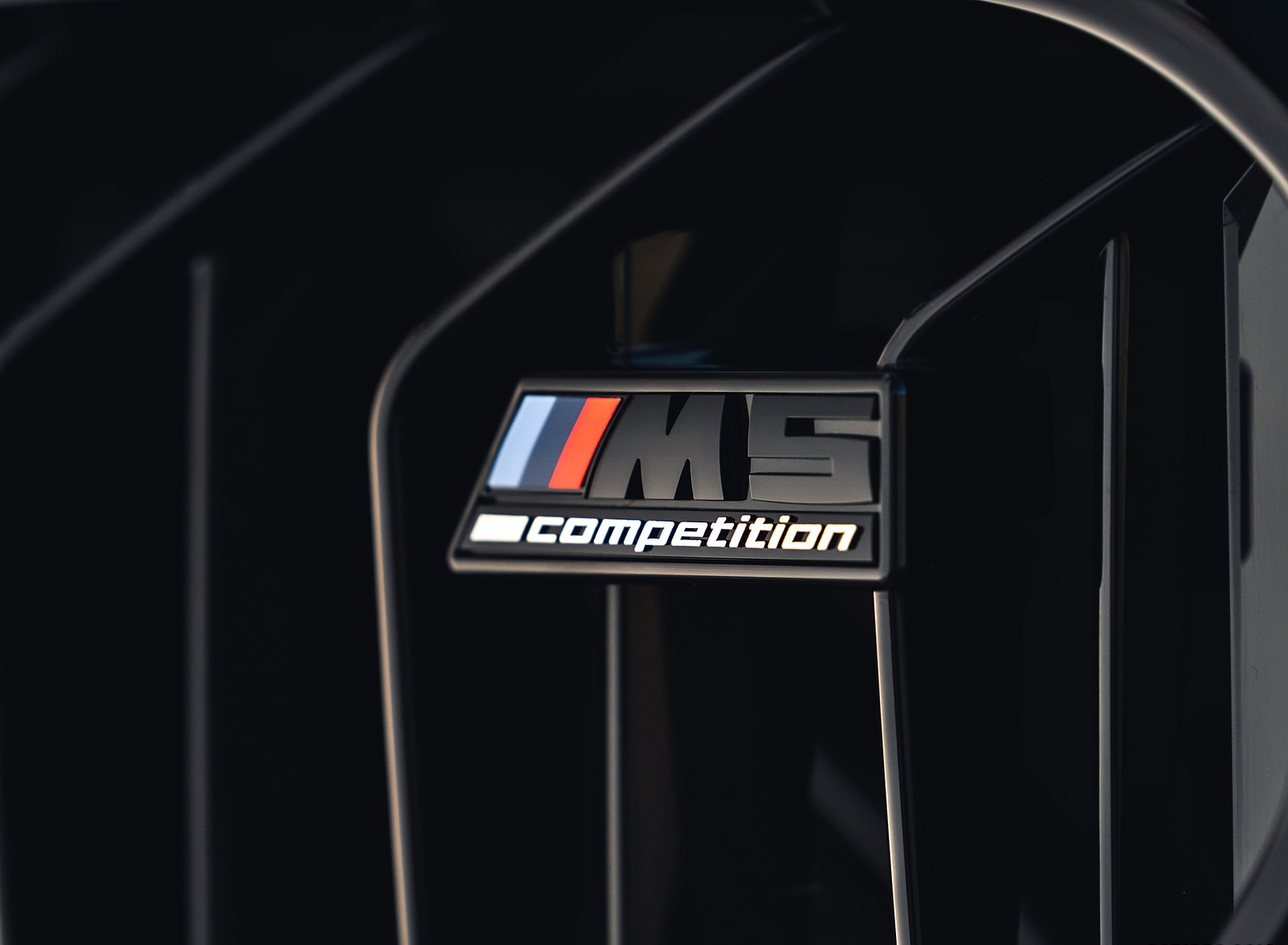 2021 BMW M5 Competition (UK-Spec) Badge Wallpapers #24 of 49